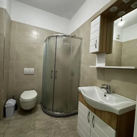 Central Apartment Tirana Apartment *